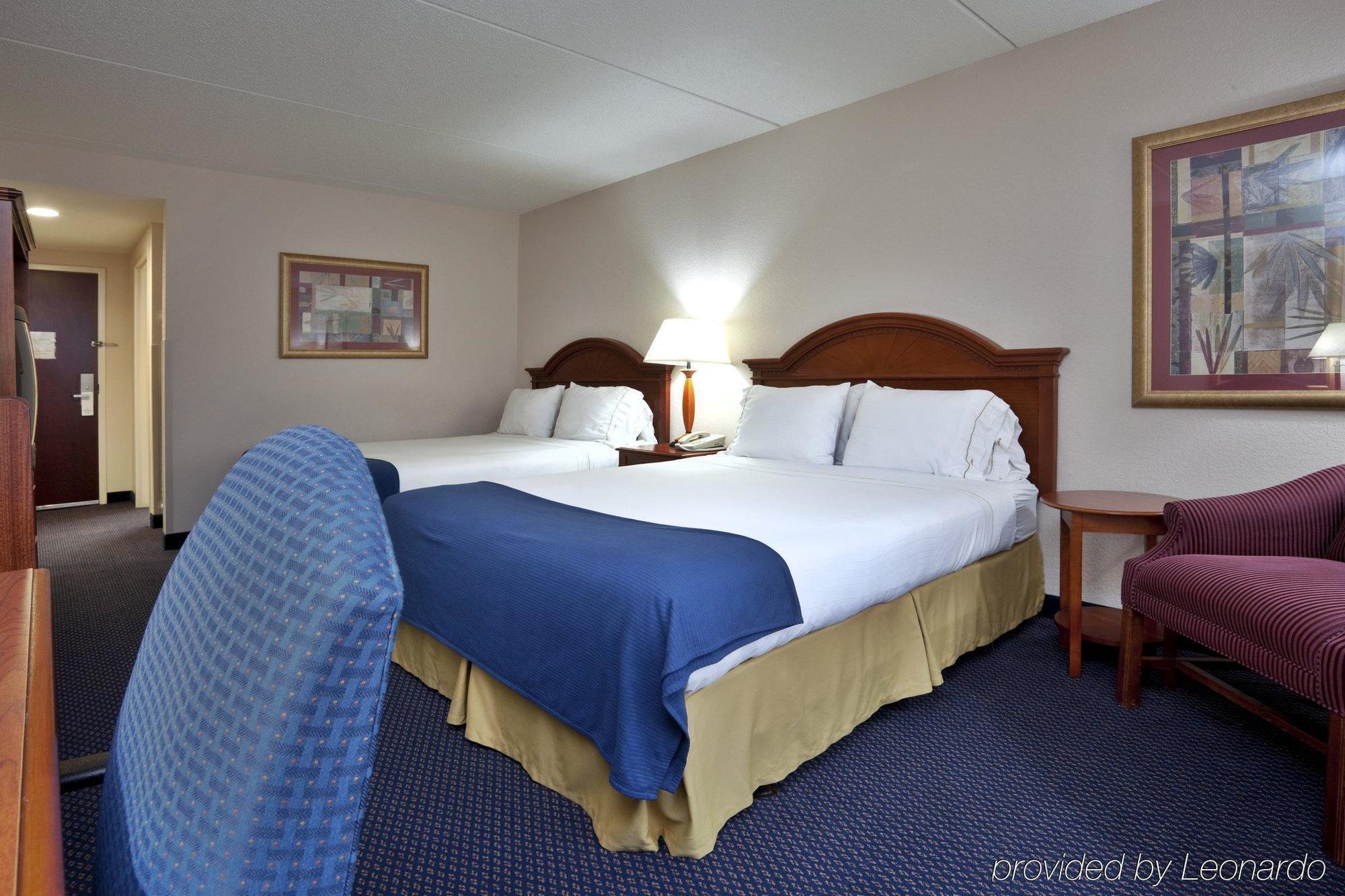 Holiday Inn Express Hotel & Suites High Point South By Ihg Archdale Exterior photo